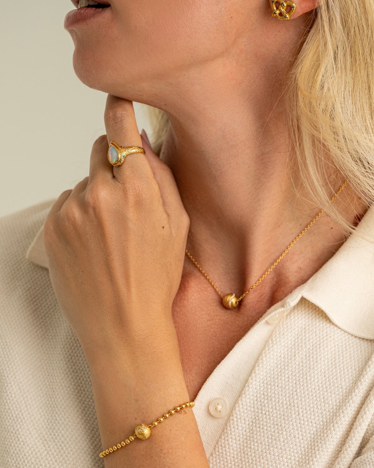 Necklace Golden Point Gold