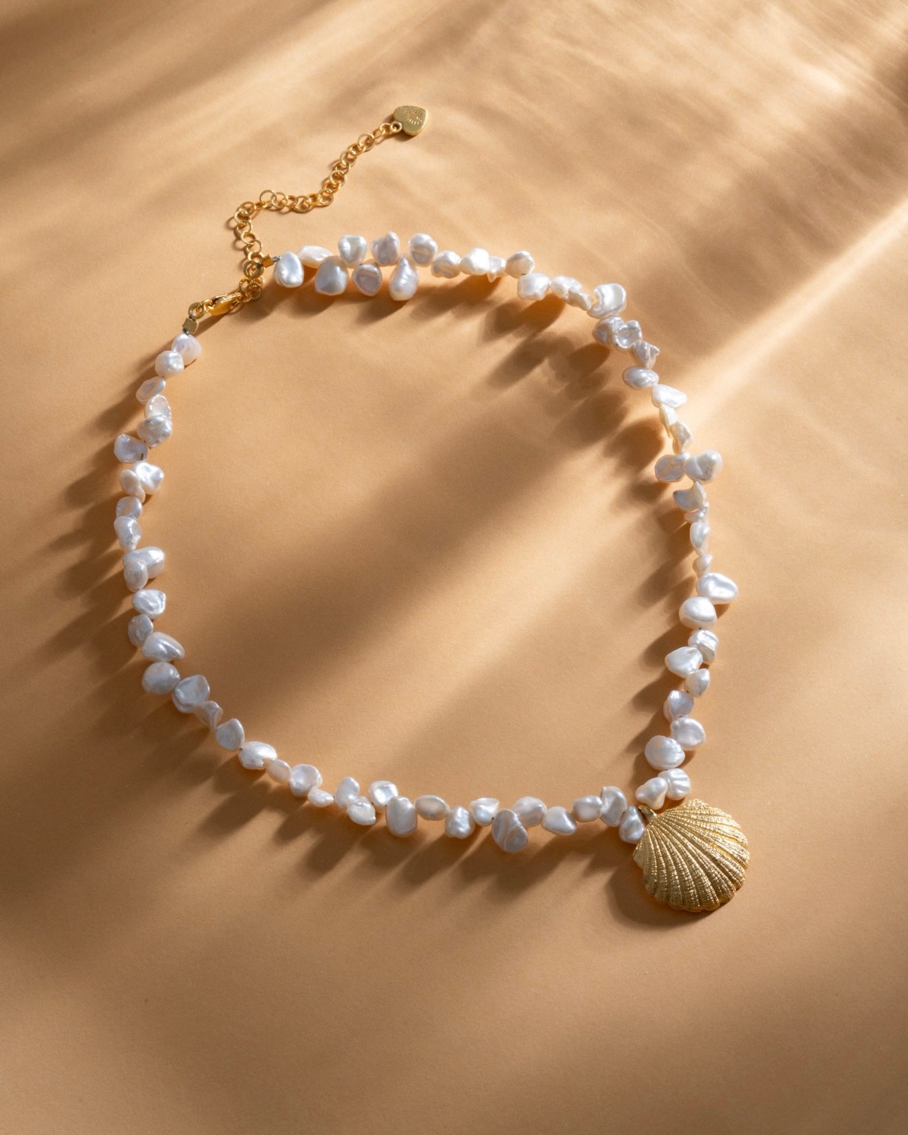 Necklace Pearl with Ocean Shell GP