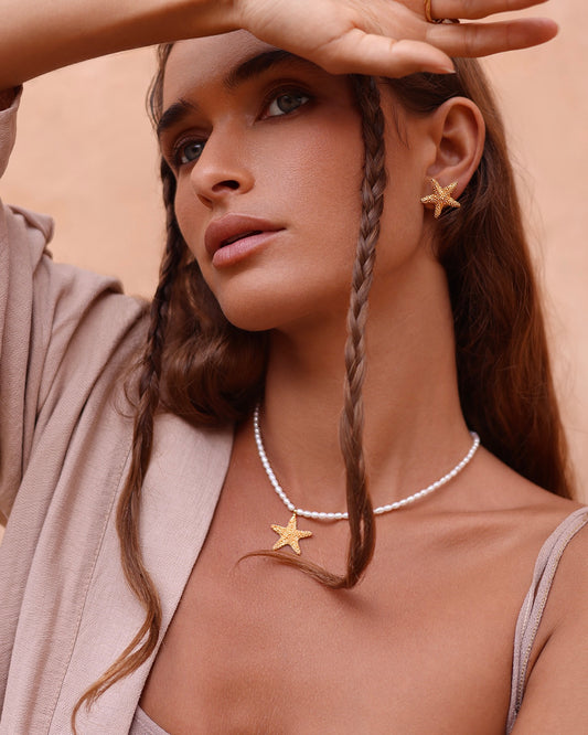 Necklace pearl with sea star gold plated