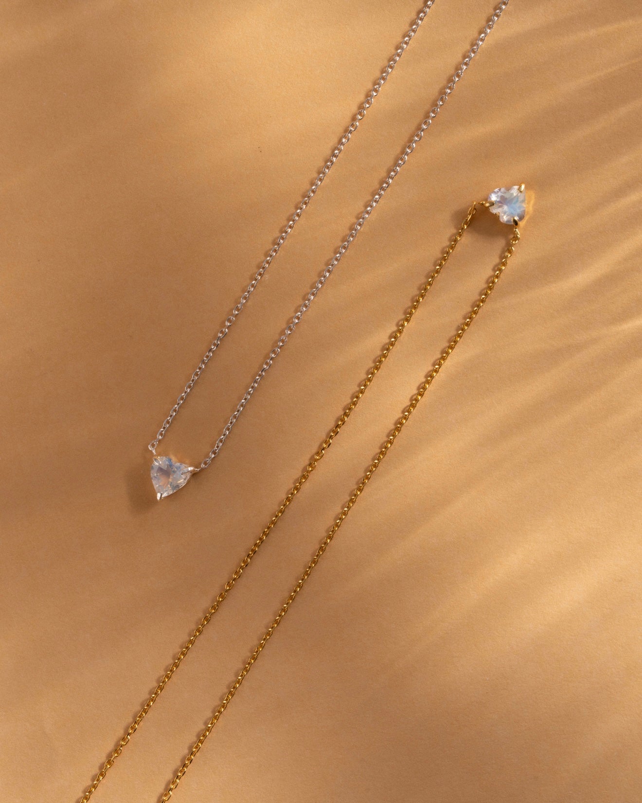 Necklace heart moonstone gold plated