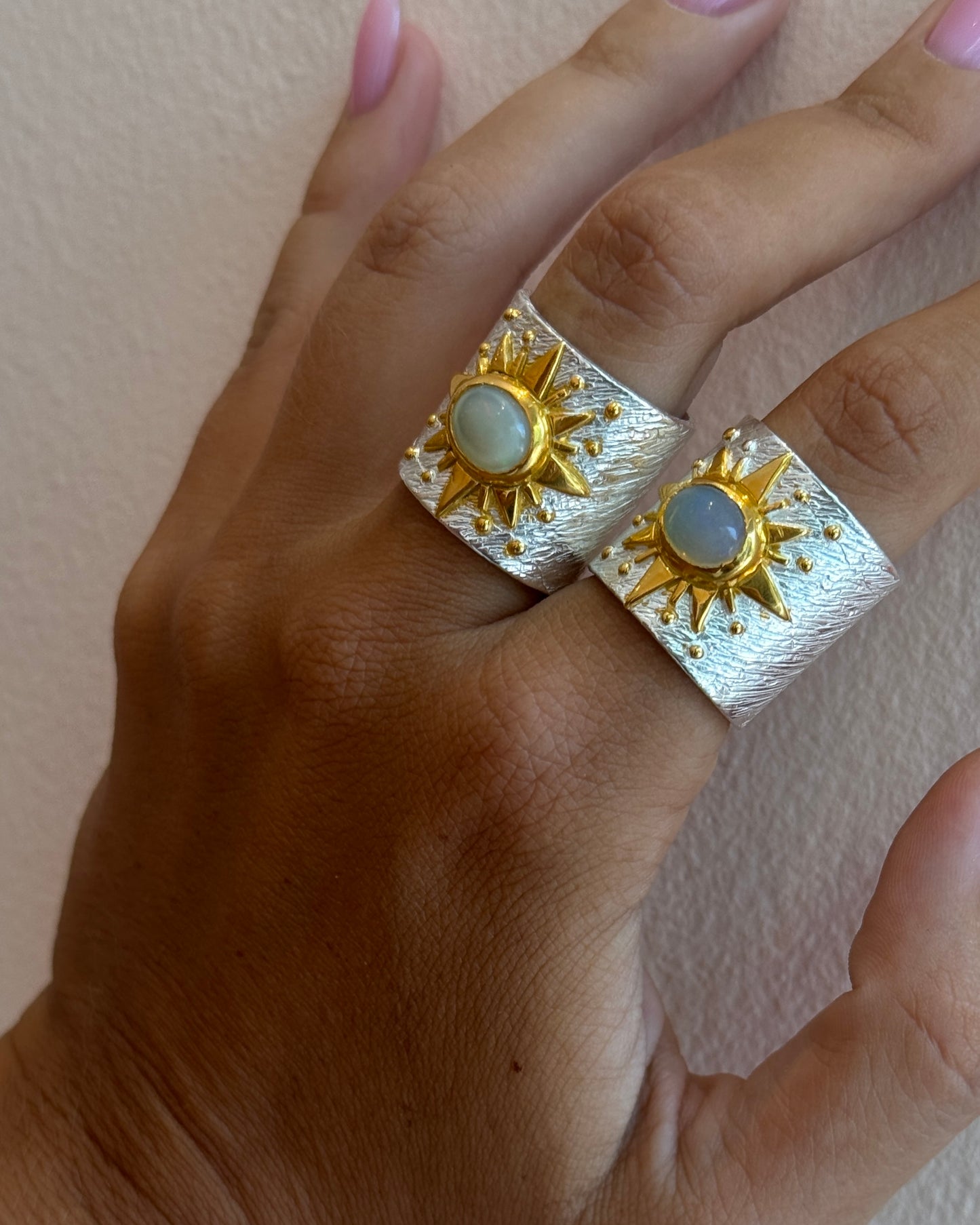Ring Power with Opal mix color