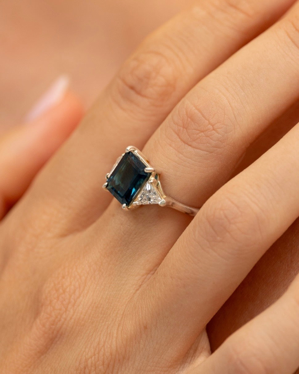 Ring Elegance with London Blue Topaz
