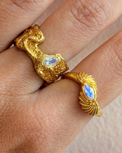 Ring infinite connection gold plated