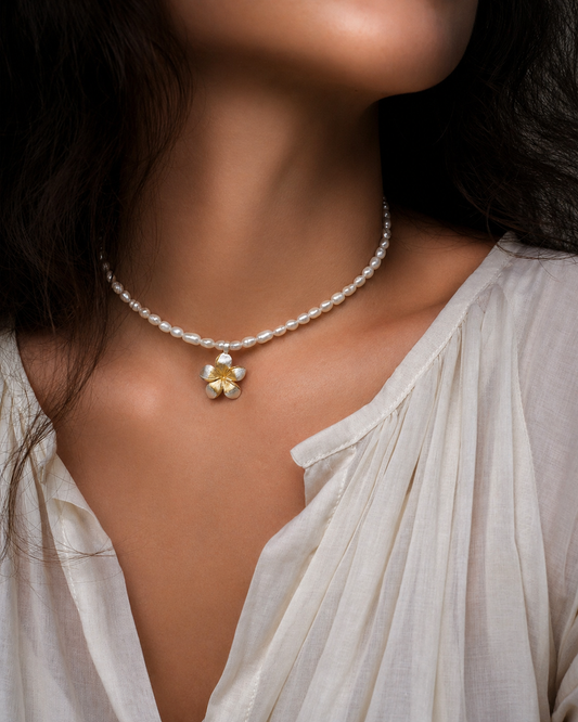 Necklace Pearl with Frangipani