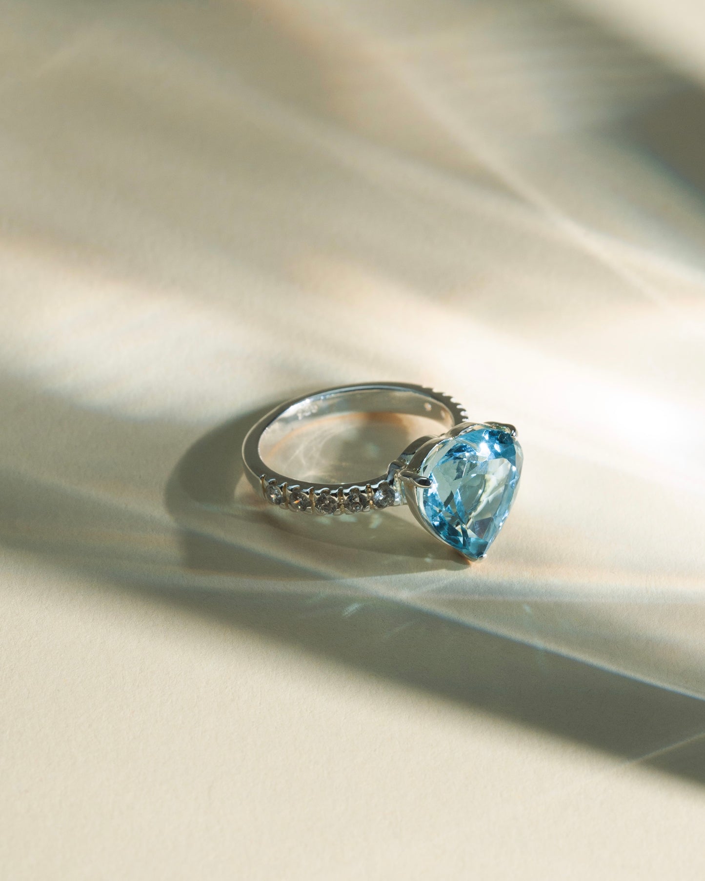 Ring Princess with Swiss blue topaz