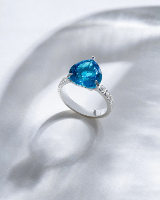 Ring Princess with Swiss blue topaz