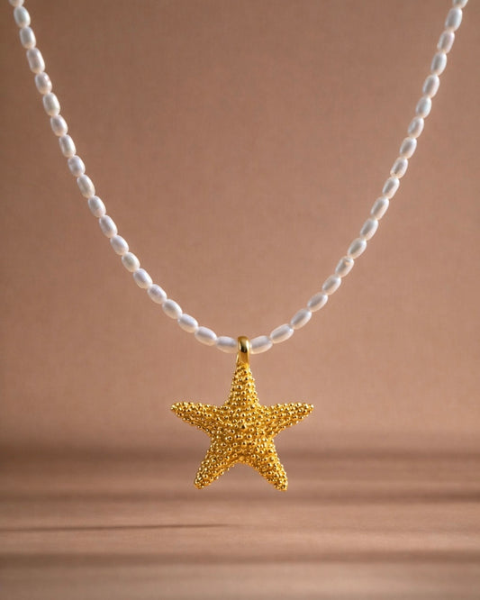 Necklace pearl with sea star gold plated
