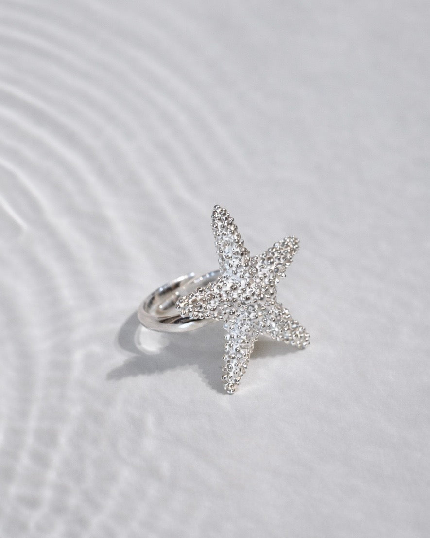 Ring sea star silver