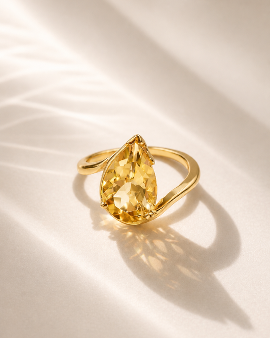 Ring with Pear citrine Gold plated