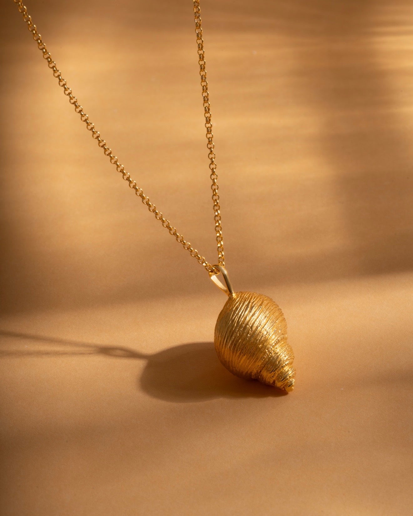 Necklace Spiral Shell gold plated
