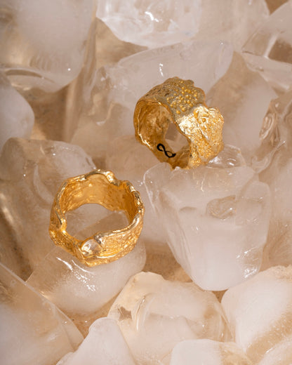 Ring infinite connection gold plated
