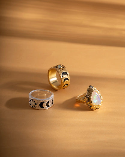 Moon Phases Opal Ring Silver