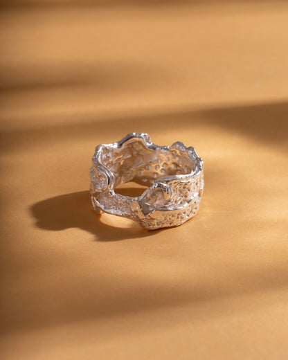Ring infinite connection silver, handcrafted jewelry by Celestera in Bali