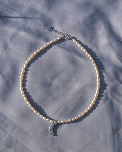 Necklace Pearl with Crescent