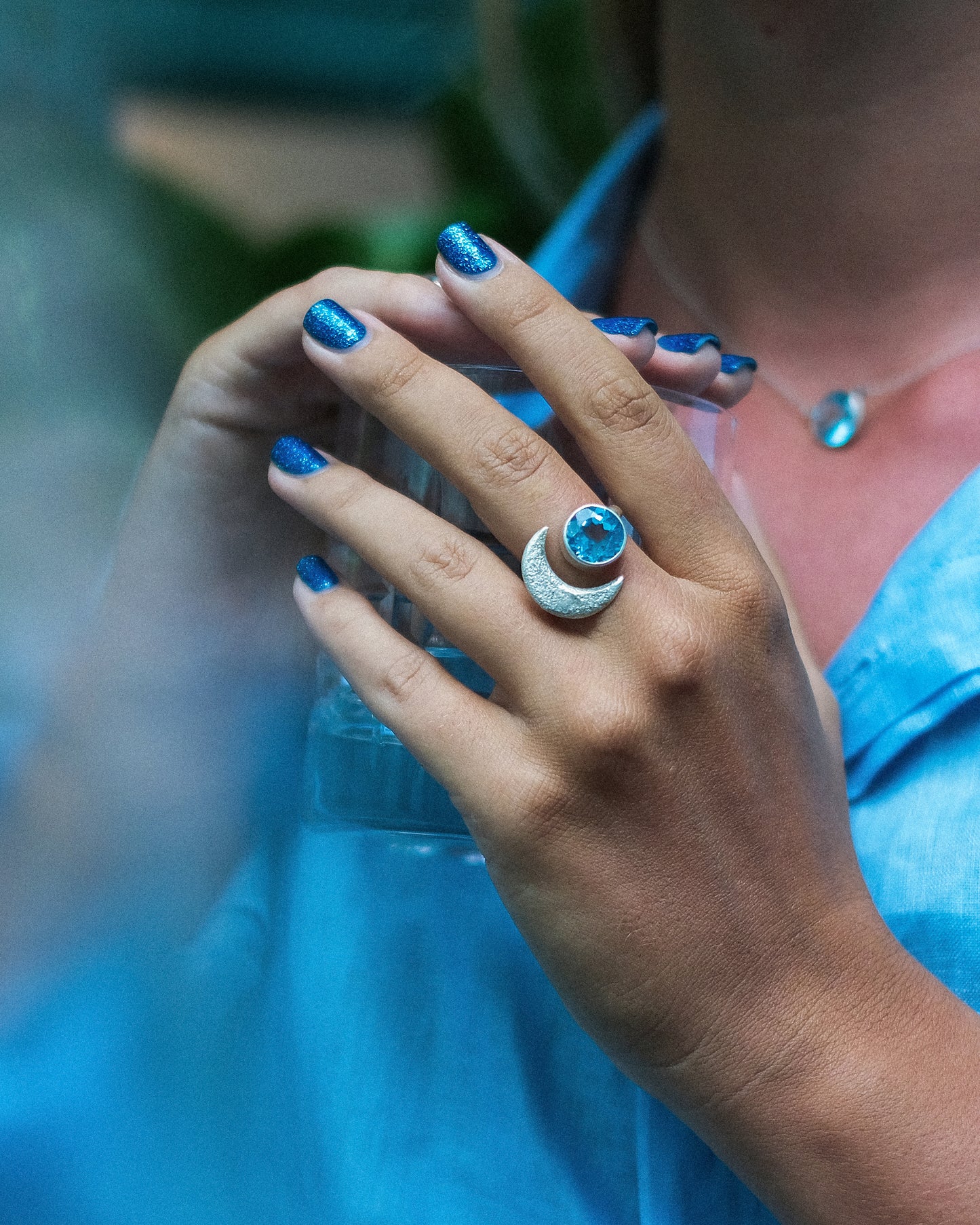 Ring Crescent with Blue Topaz